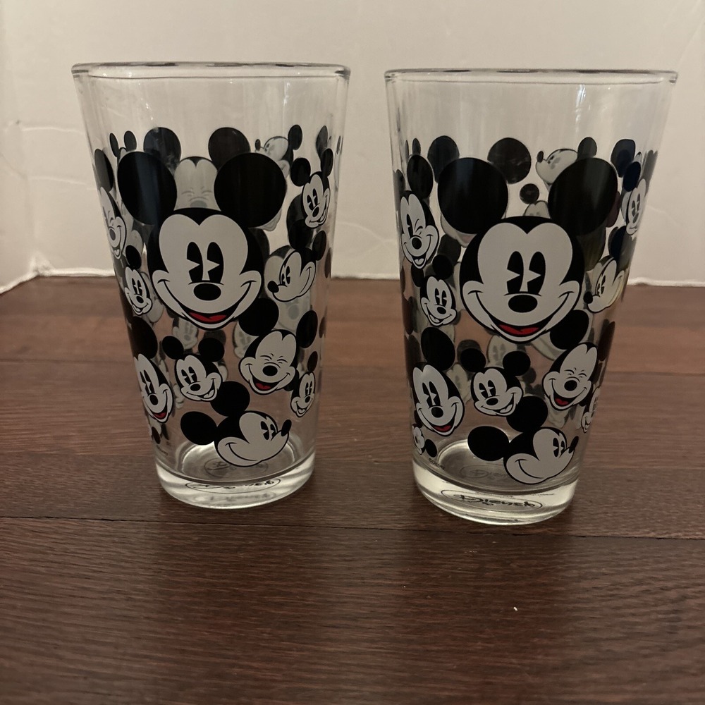 Set Of 2 Disney Mickey Mouse All Over Glass 16 oz Funโ Faces Glassware